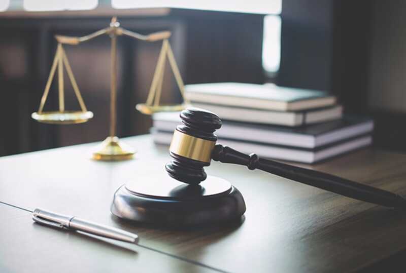 В Баку начался суд над экс-чиновником Зульфгаром Мансуровым по делу о крупной взятке